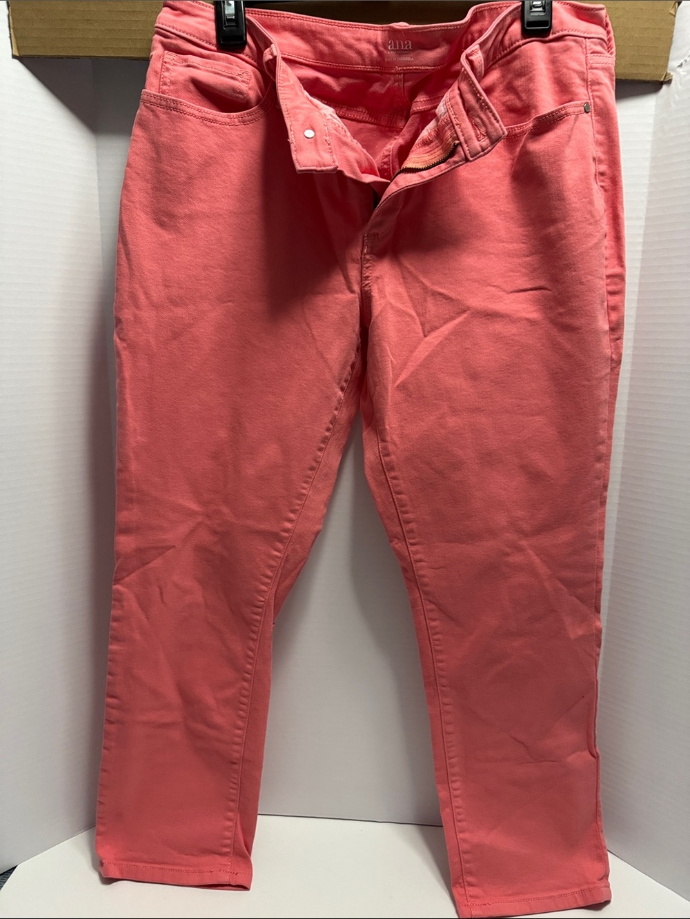 a.n.a Women’s Skinny Jeans- Coral